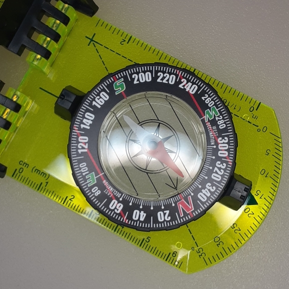 Explorer Compass - Picture 8 of 11